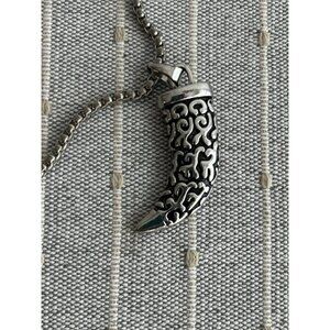 Stainless Steel Large Talon Necklace On Chain Unisex